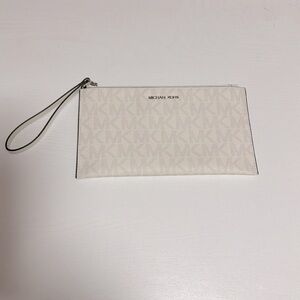 Michael Kors White Wristlet